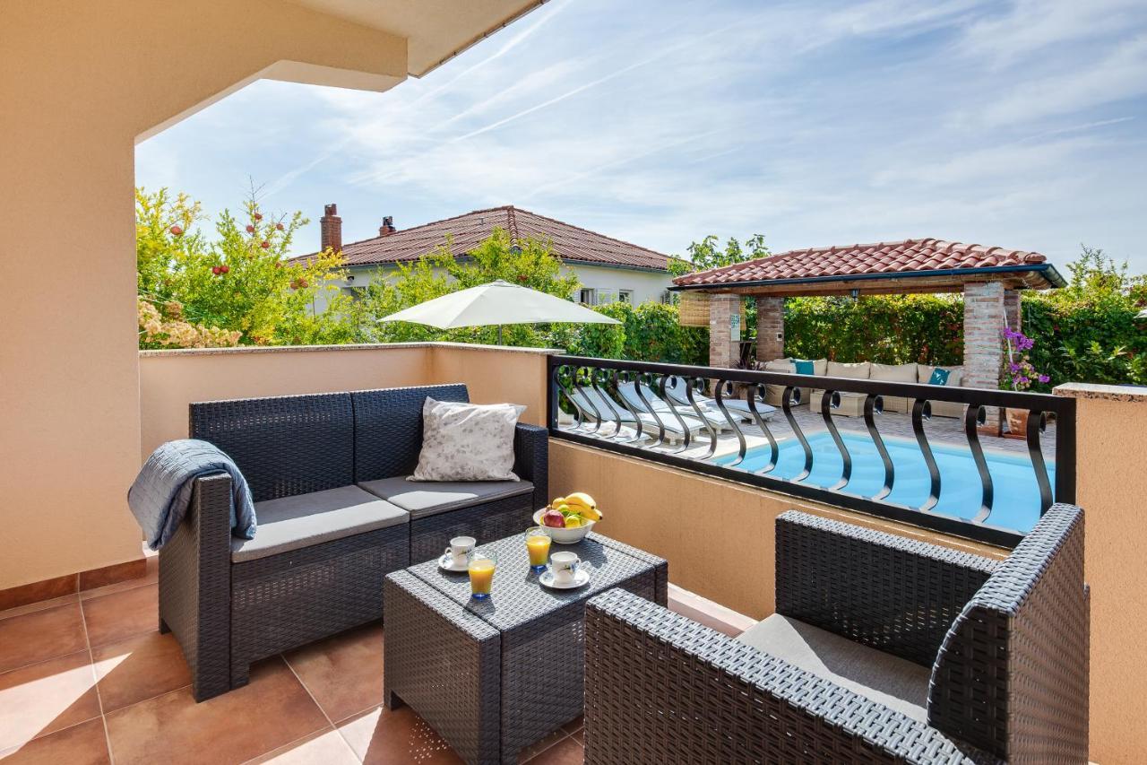 Juric Apartments-Rab Palit 外观 照片