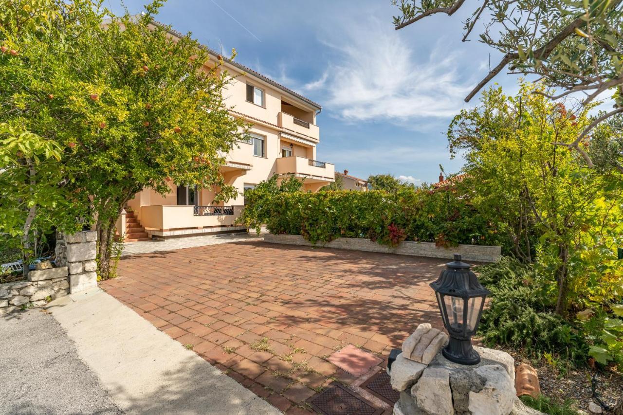 Juric Apartments-Rab Palit 外观 照片