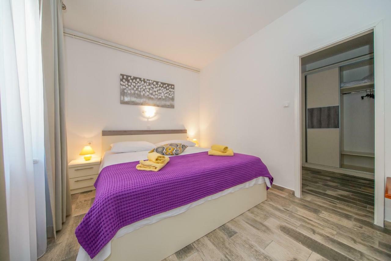 Juric Apartments-Rab Palit 外观 照片