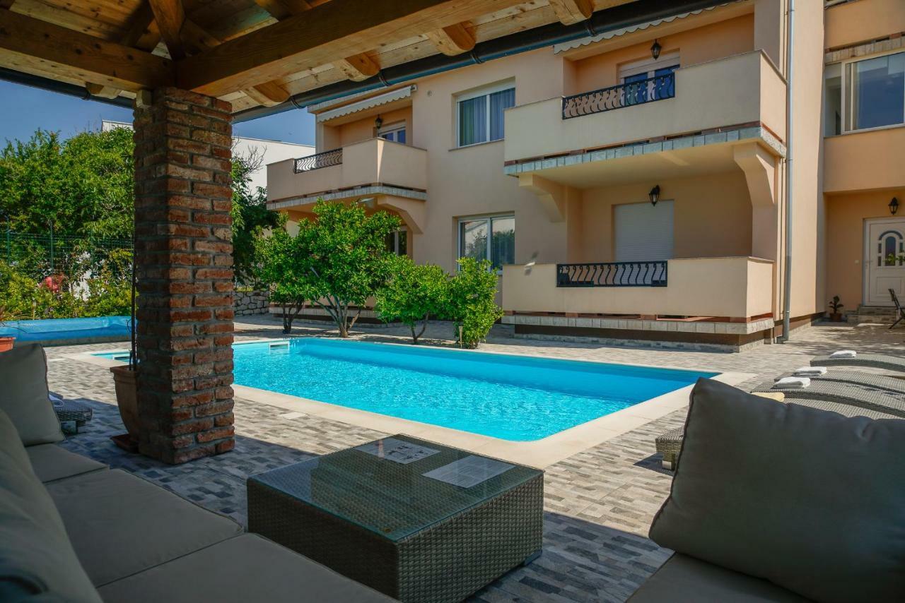 Juric Apartments-Rab Palit 外观 照片